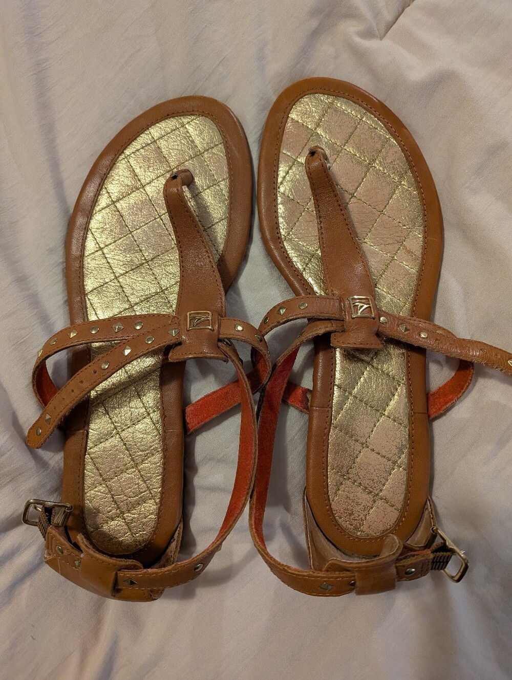 Sperry Topsider Southerlin Leather T-Strap Sandals Gold Studs Women Sz 8